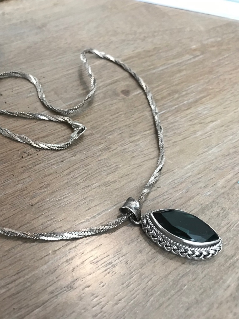 Vintage 925 silver with Emerald green stone necklace by Taxco
